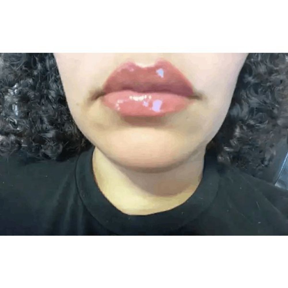 Sheer Hydrating Nourishing Lip Plumping Lip Serum - Picture 7 of 7